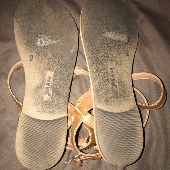 Sandals - Picture 3 of 5